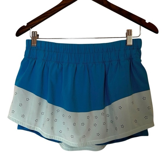 Lululemon Run: Breeze By Skirt *Laser Cut Tennis Skirt with Shorts- Size 8 - Picture 11 of 15